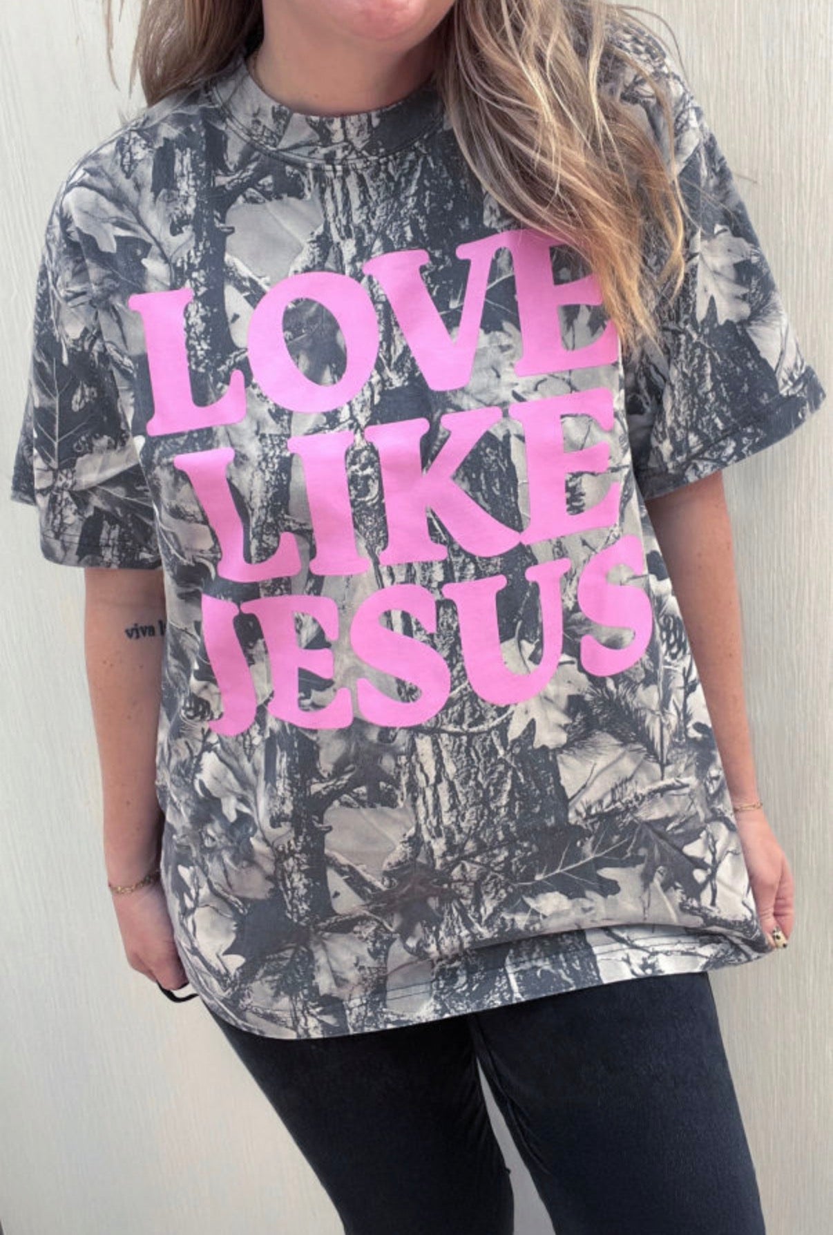 Camo Love Like Jesus Tee